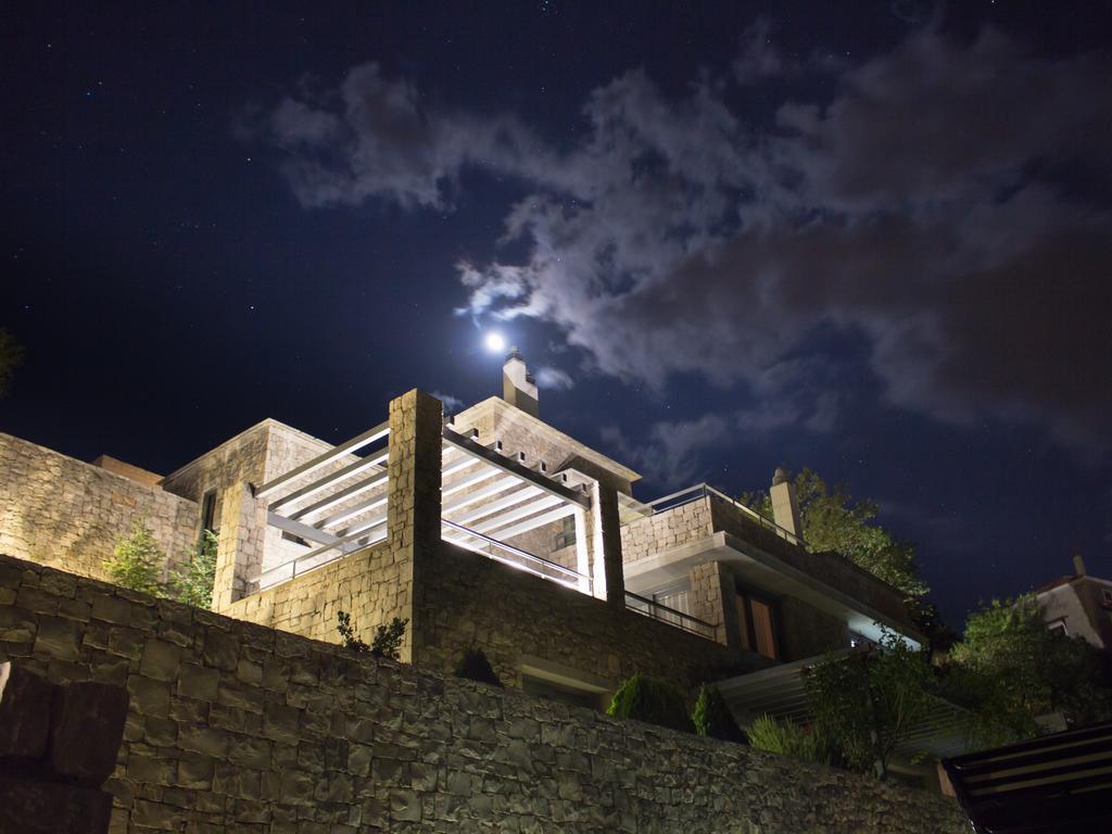 Elafivolia Arachova Suites Экстерьер фото