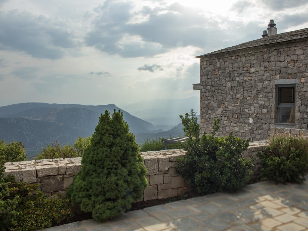 Elafivolia Arachova Suites Экстерьер фото