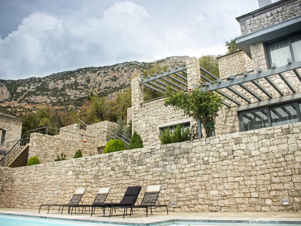 Elafivolia Arachova Suites Экстерьер фото